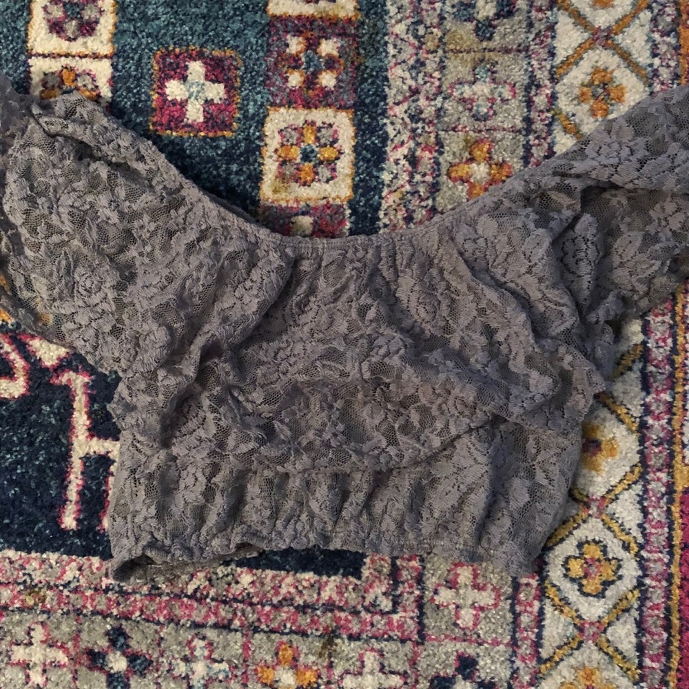 Hollister lace crop top (2/$20 bundle)